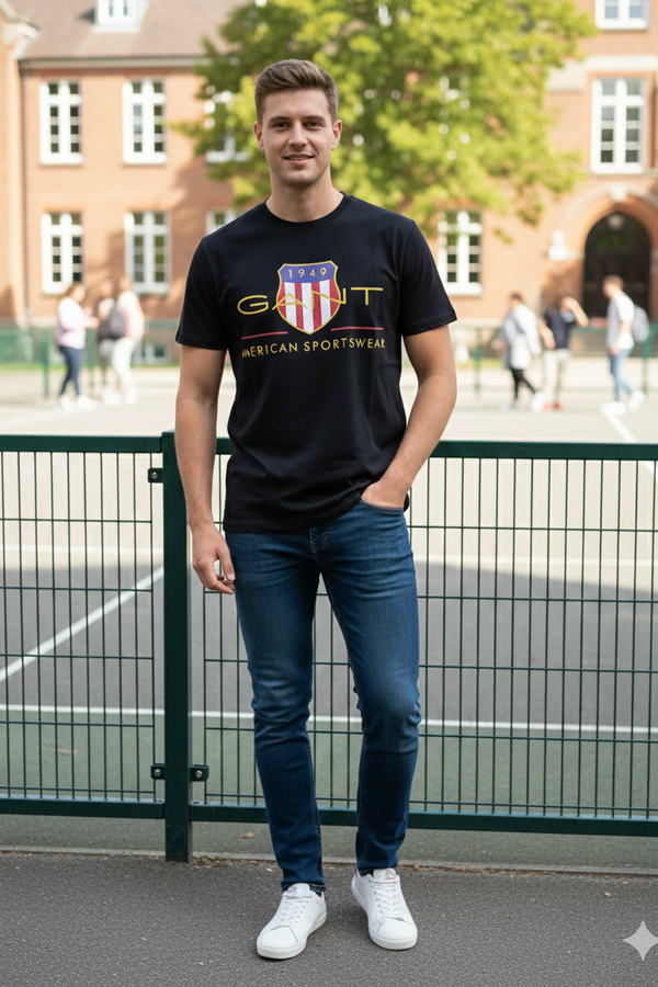 Carina Tee